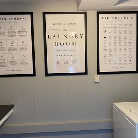 The Delores - 2 Bedroom Apt In Quilt Town, Usa Hamilton ภายนอก รูปภาพ